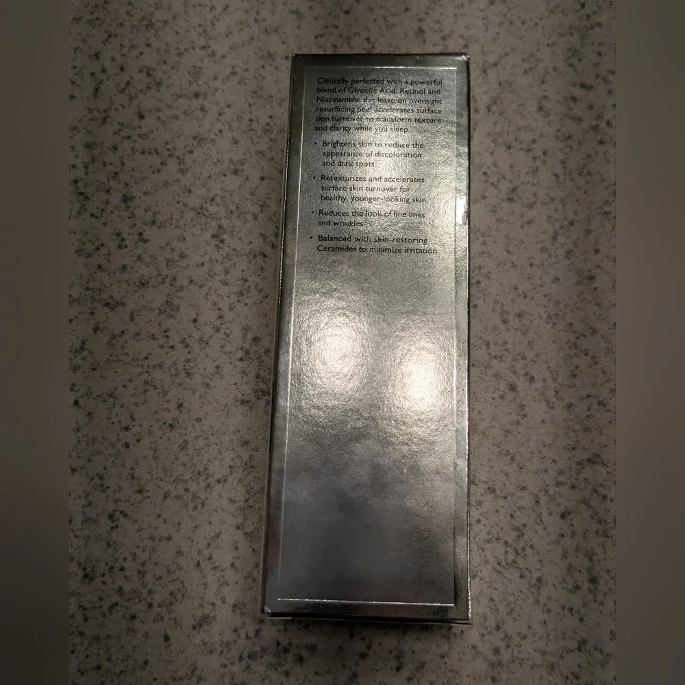 Kate Somerville Resurfacing Overnight Peel - Picture 3 of 4